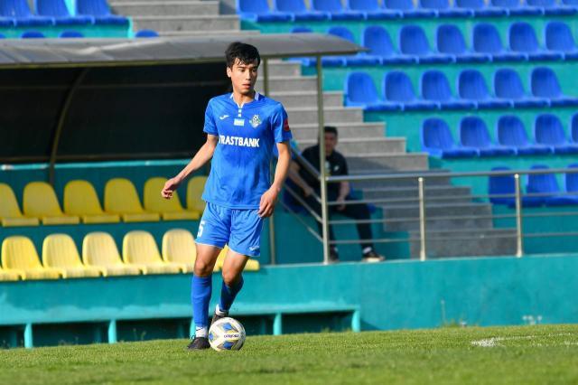 1688050212806087712.jpg 由2005年龄段球员组成的乌兹别克斯坦奥林匹克后备队整队参加第三级别联赛.jpg